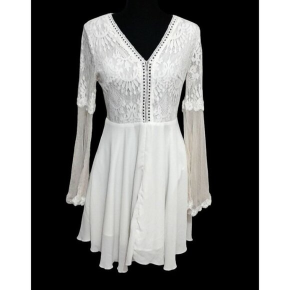 Womens Size Small Boho Hippie Fairy Cottagecore Flare Sleeve Mini Dress White - Picture 9 of 16